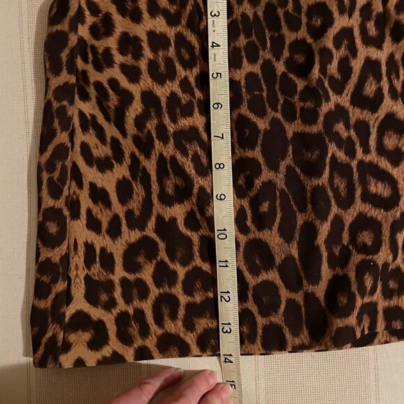 Hot Leopard Mini Skirt in Microsuede - Picture 6 of 11